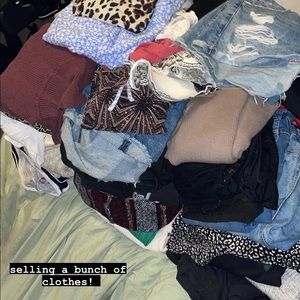 selling a bunch of unwanted clothes!!